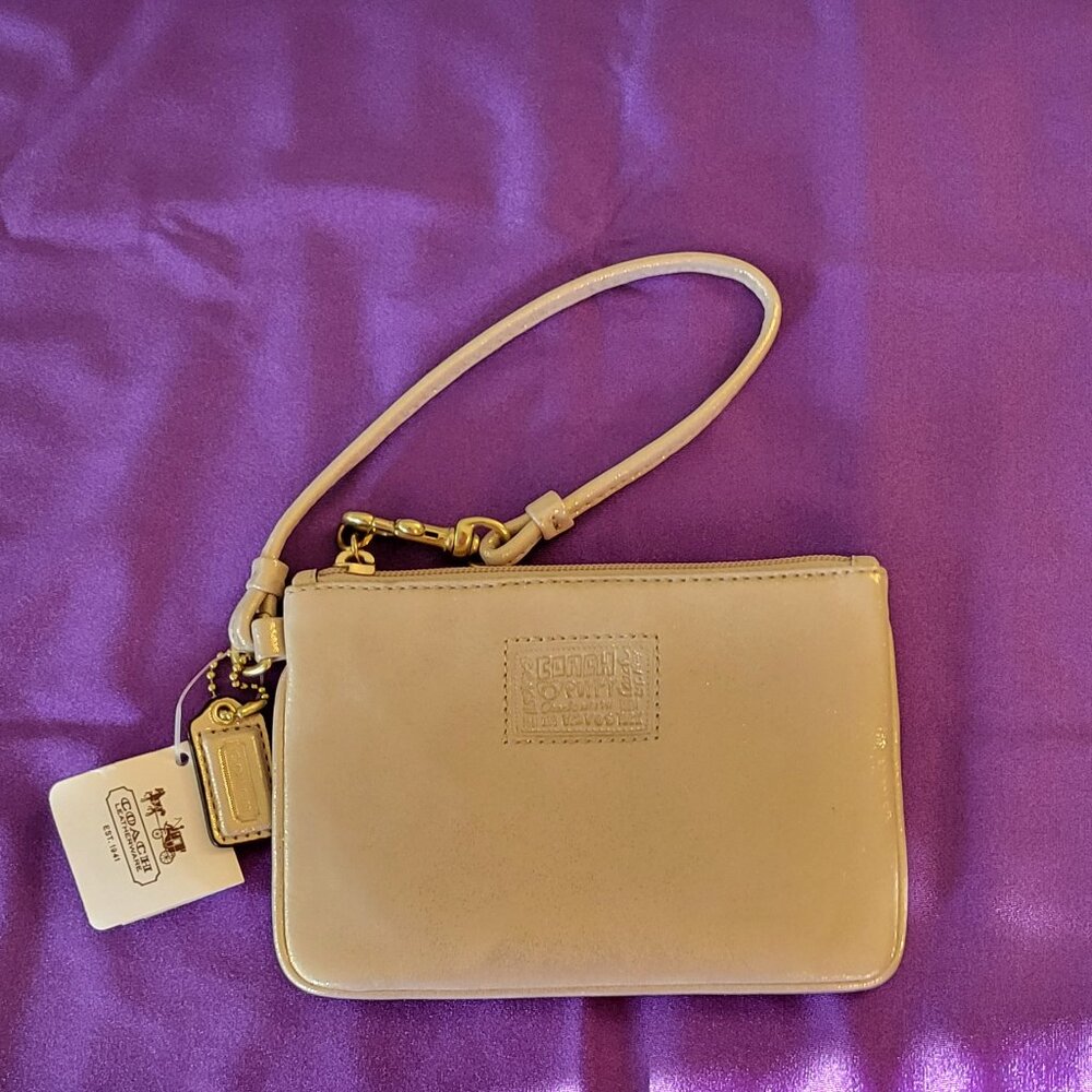 NWT Coach Light Gold Shimmer LEATHER Wristlet